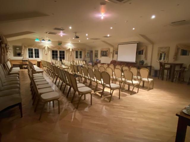 The Thelbridge Cross Inn เครดิตัน ภายนอก รูปภาพ